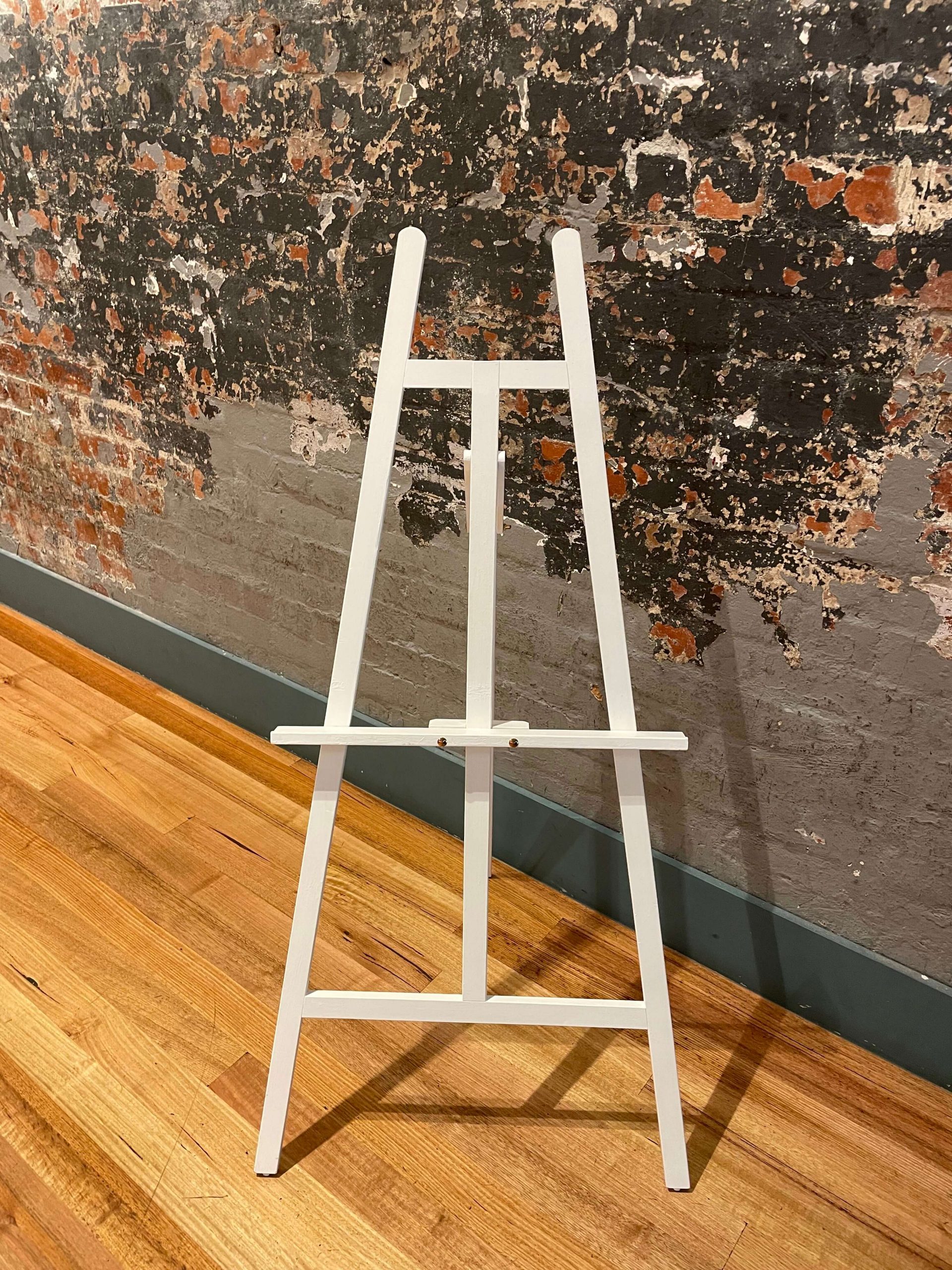 White Wooden Easel - Peachy Keen Events