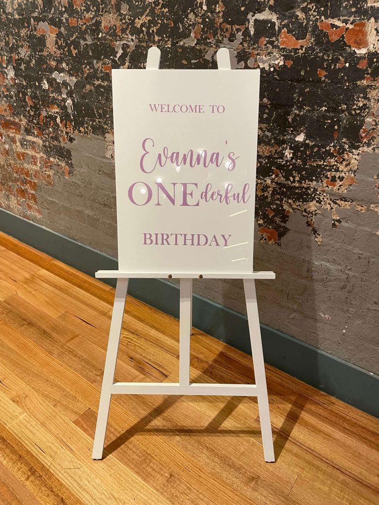 Welcome Sign On Easel   Acrylic A2   Peachy Keen Events